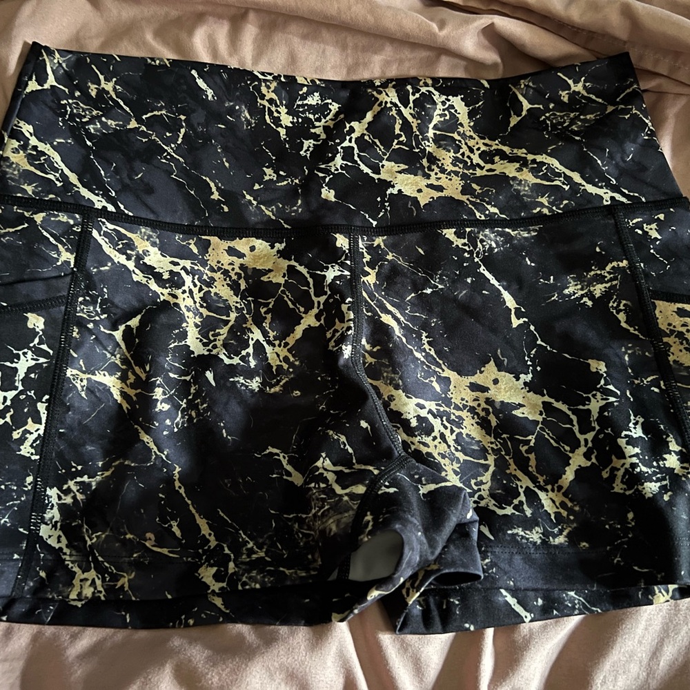 CVG Marbled shorts